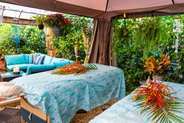 Slide image 1 of 3 for planet-massage-spa
