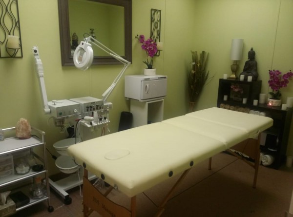 Slide image 2 of 4 for body-sculpting-spa