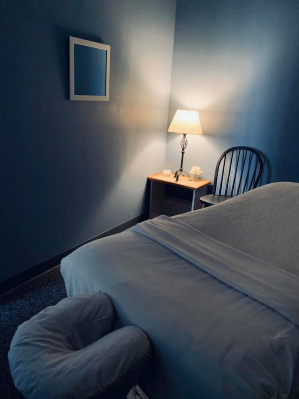 Slide image 2 of 2 for bluewater-massage-bodywork-2