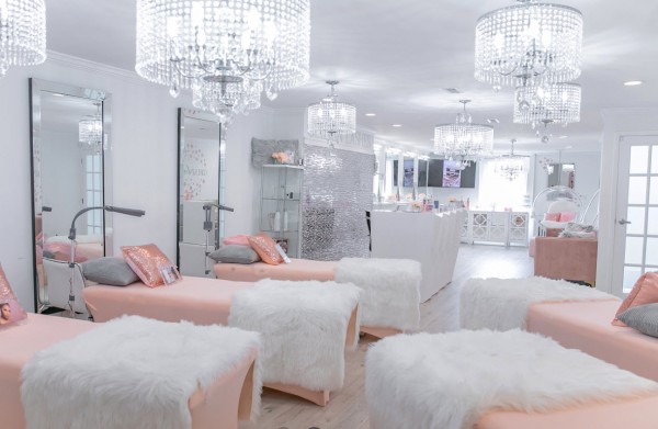 image for GIRLKIN Lashes DC