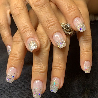 Slide image 3 of 7 for style-bar-nail-spa