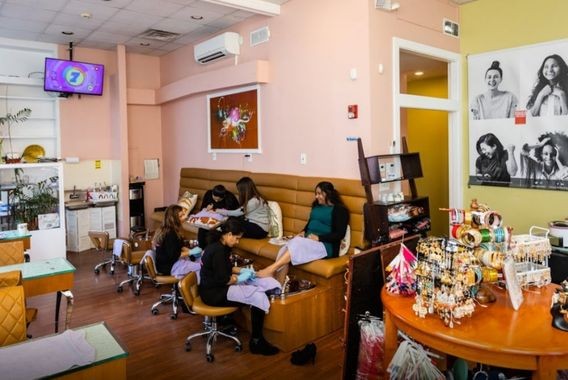 Slide image 3 of 5 for vibrant-beauty-salon