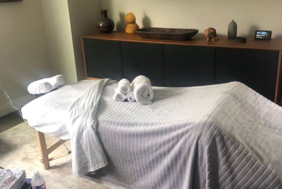 Slide image 1 of 6 for houston-mobile-massages