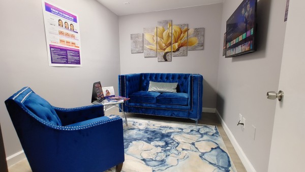 Slide image 4 of 4 for vip-aesthetic-center