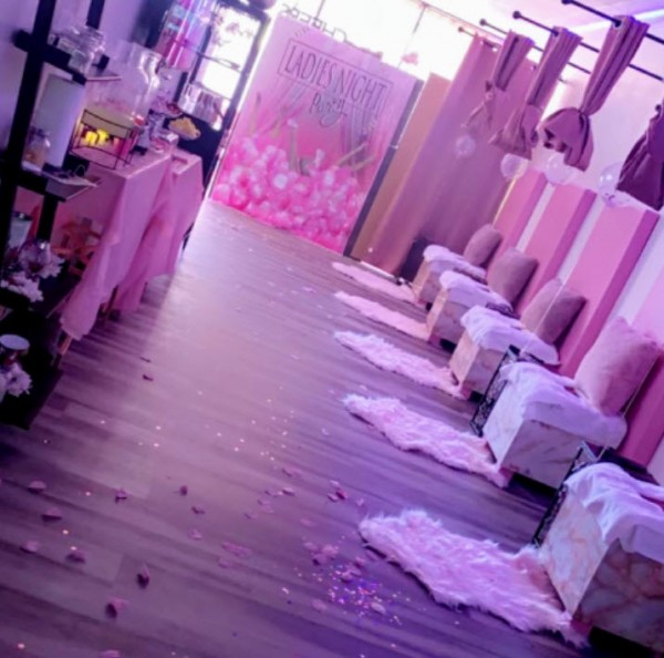 Slide image 1 of 2 for pink-nekta-v-steam-wellness