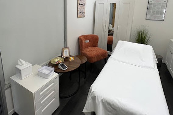 image for Brazilian Honey Waxing Hermosa Beach