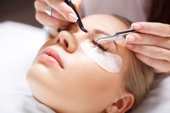 Slide image 1 of 1 for ziraparis-lash-bar