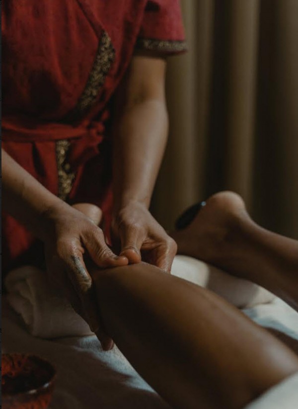 Slide image 6 of 6 for epicenter-wellness