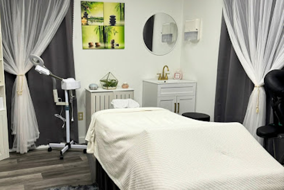 Slide image 1 of 1 for therapeutic-massage-health-spa