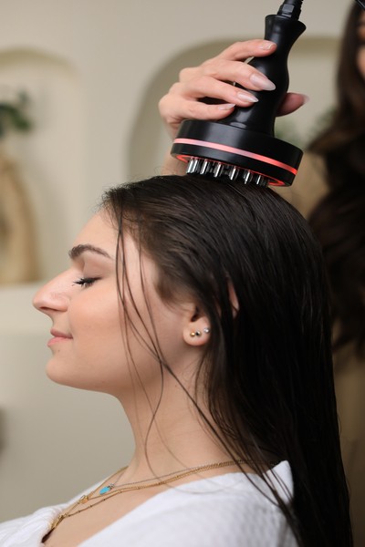 Slide image 3 of 6 for chita-beauty