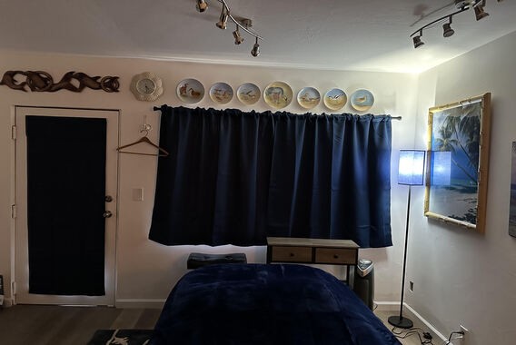 Slide image 2 of 6 for magic-hands-by-simon