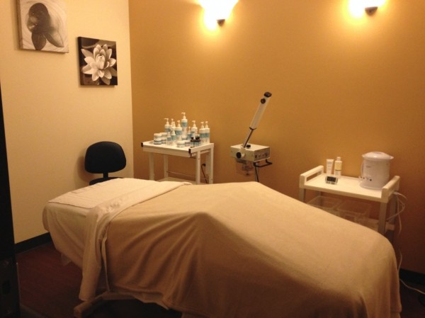 Hand & Stone Massage and Facial Spa  Alameda  Alameda, CA  Spa Week