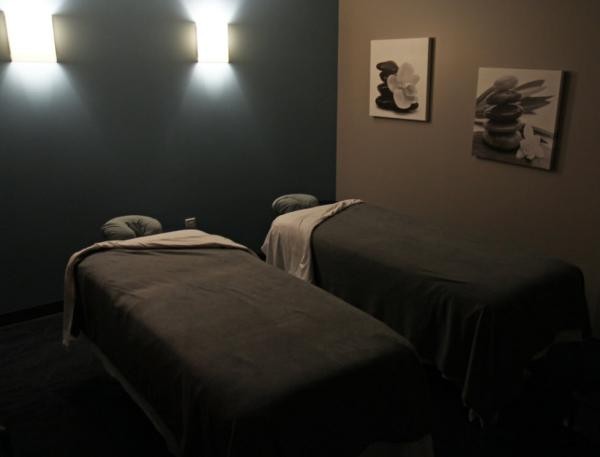 Hand And Stone Massage And Facial Spa Dallas West Village Find Deals With The Spa And Wellness