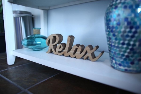Slide image 4 of 8 for relax-the-feet