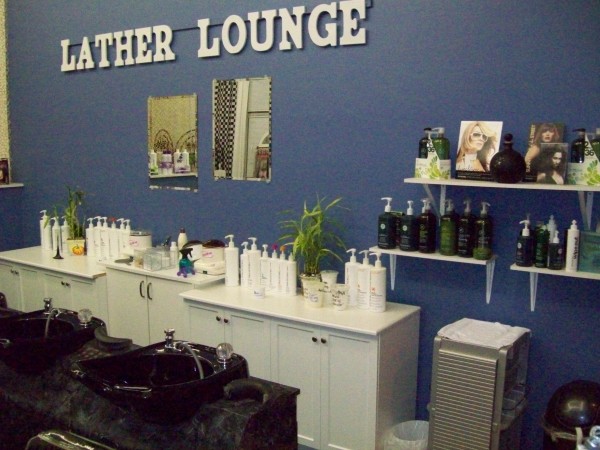 image for Salon Tres Chic & Day Spa