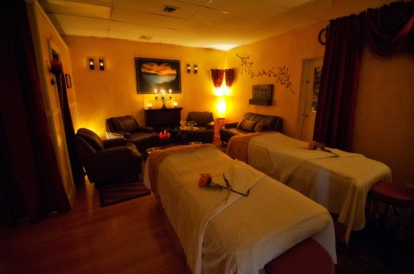 Hands On Healthcare Massage Therapy And Wellness Day Spa Find Deals With The Spa And Wellness