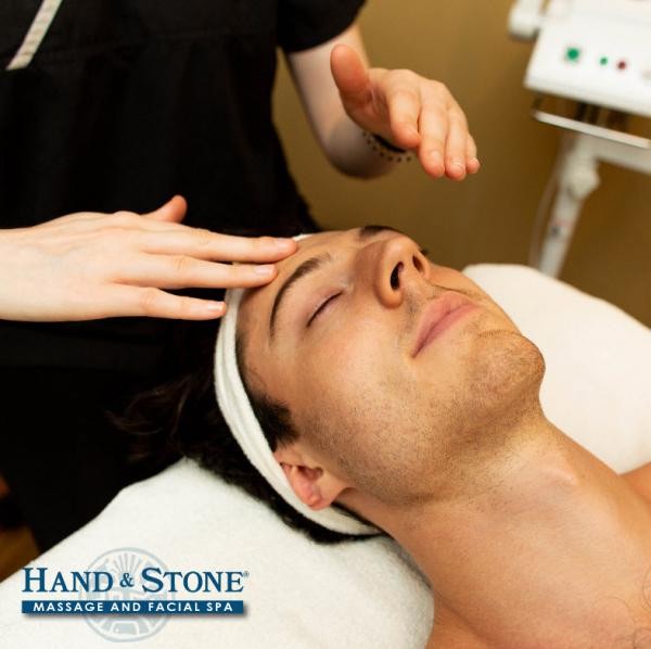 Hand And Stone Massage And Facial Spa Saint Johns Durbin Find Deals With The Spa And Wellness