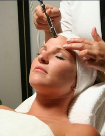 Slide image 3 of 6 for berry-natural-skin-care-spa