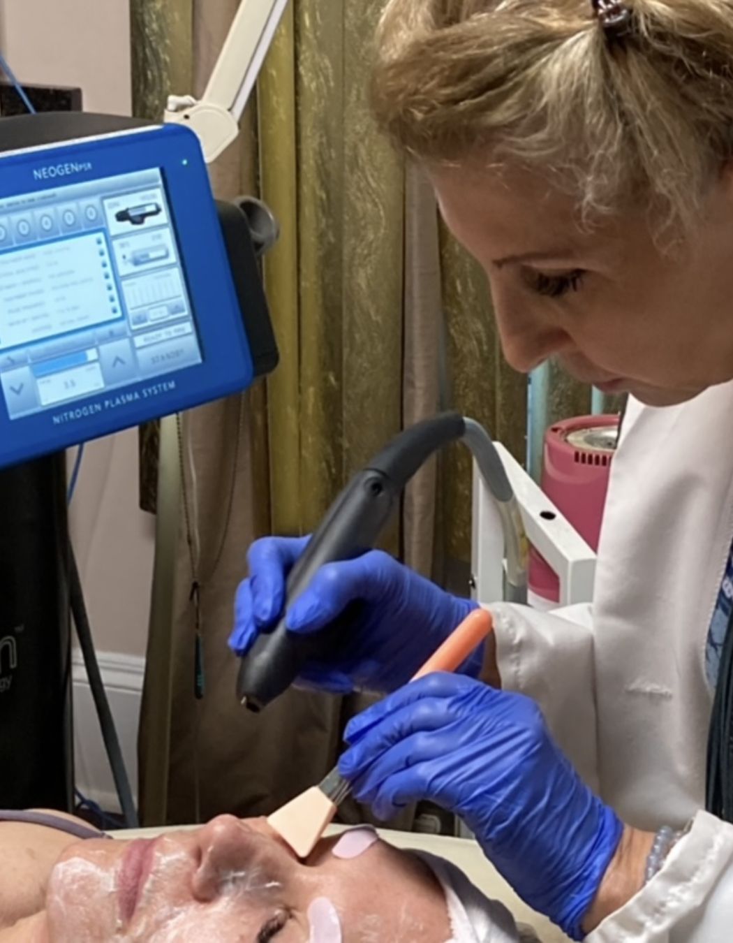 Lucianna and Debbie Neogen Plasma Treatment